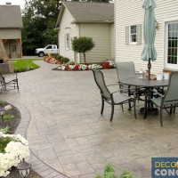 Stamped-patio-with-curvesW